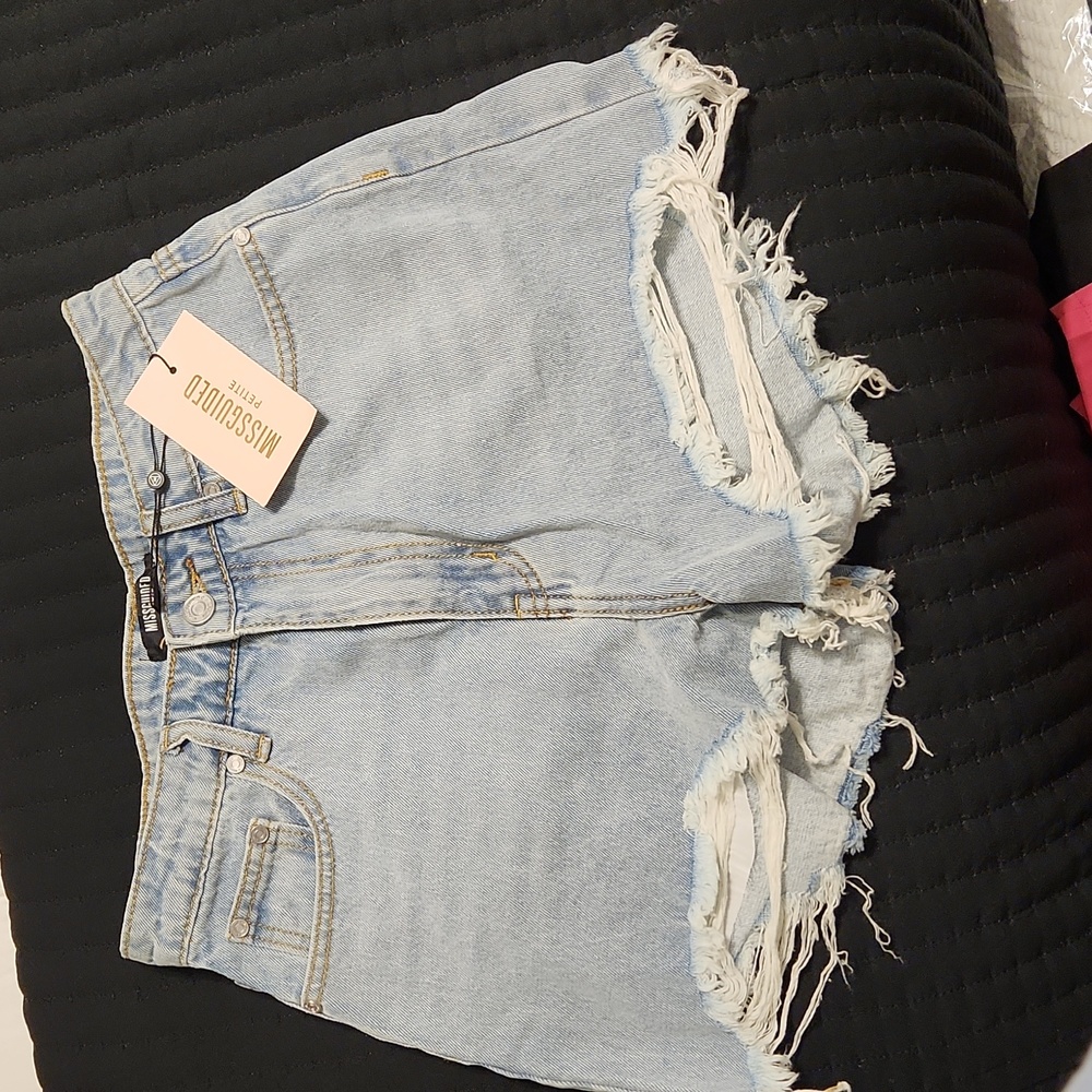 NWT - Petite Extreme Rip High Waisted Denim Shorts
